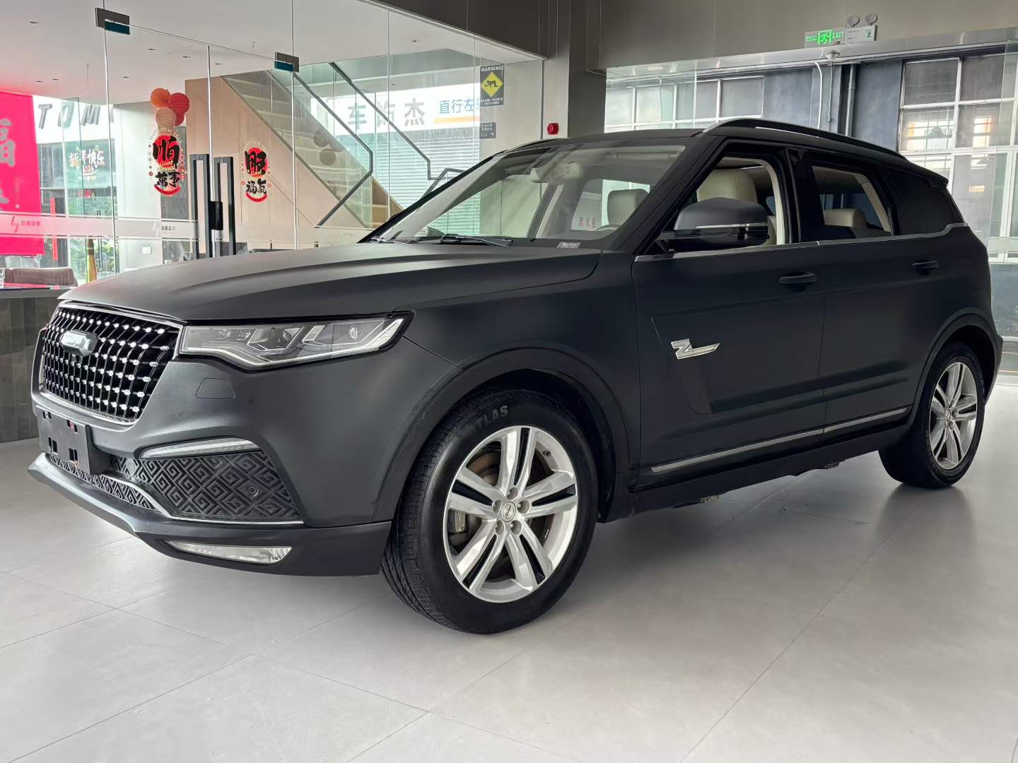 SUV Zotye T700, vue trois-quarts